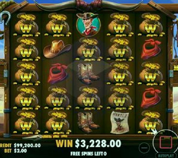 Crown Duels online slot