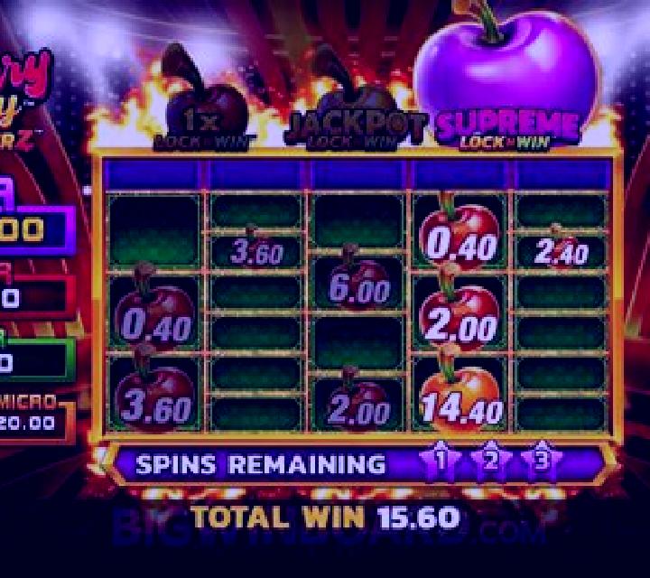 Crown Frenzy LockNWin slot game