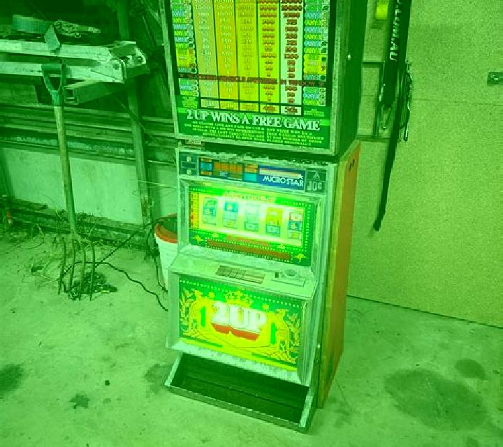 Crown Swap slot machine