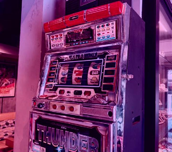 Crystal Classics slot machine