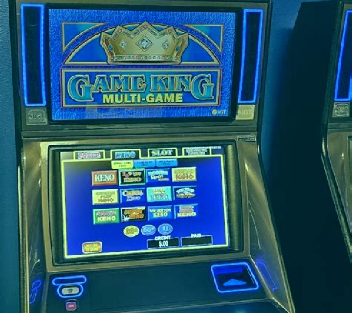 Crystal Poker slot game