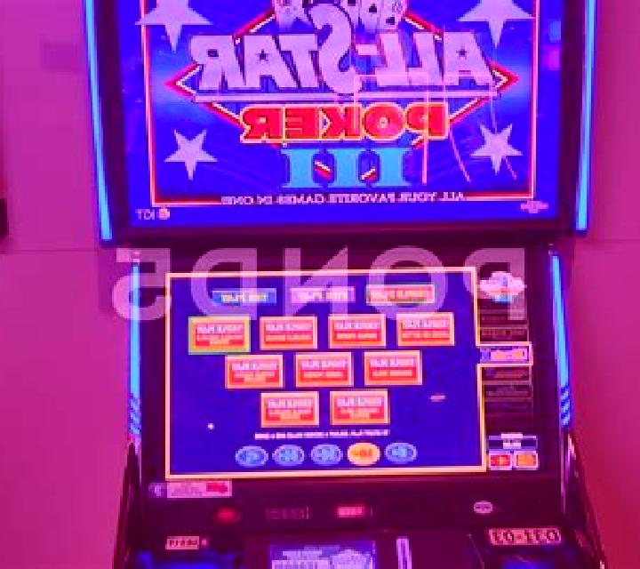 Crystal Poker slot machine