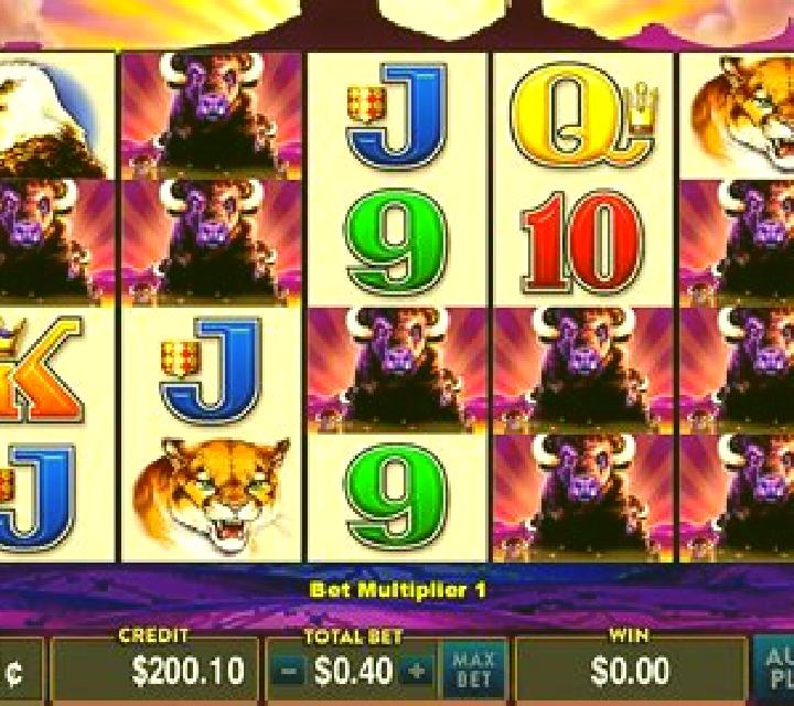 Cursed Moon Power Collection slot machine