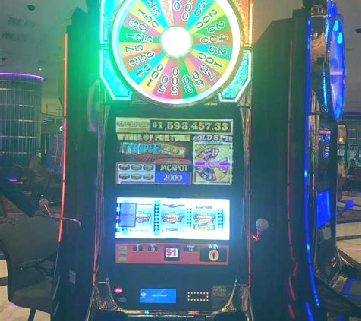 Cyber 3×3 slot machine