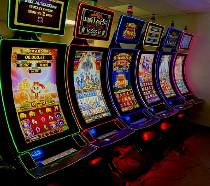 Cyber Stud Poker slot machine