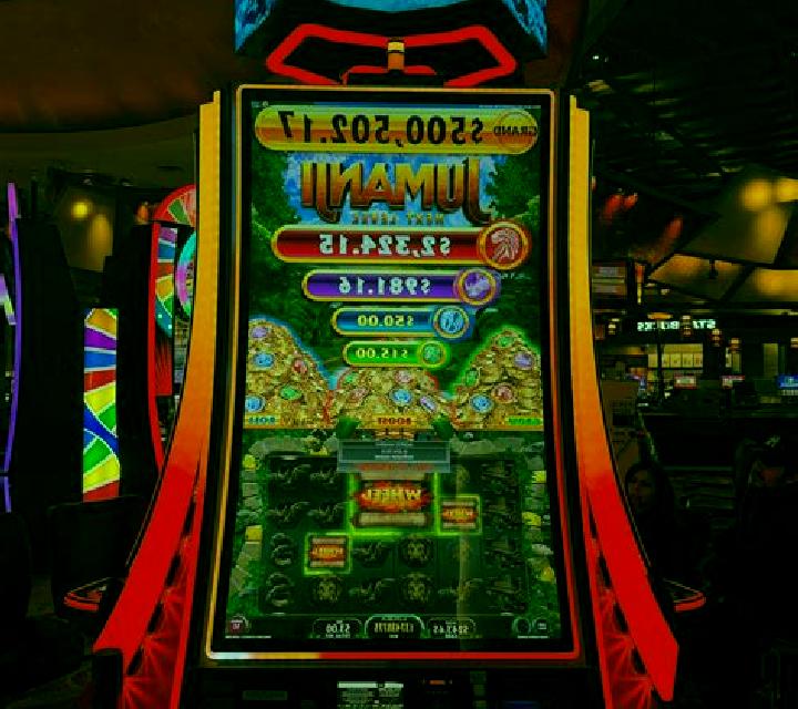 Cygnus 3 slot machine