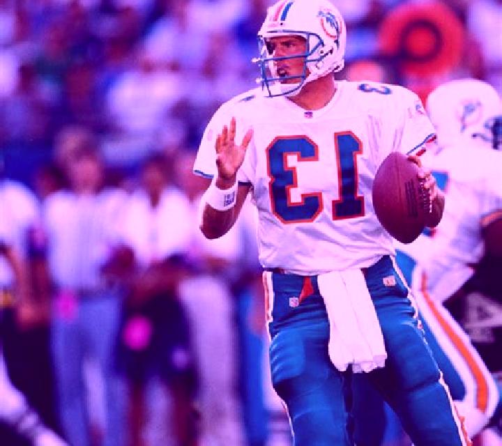 Dan Marino Gunslinger slot machine