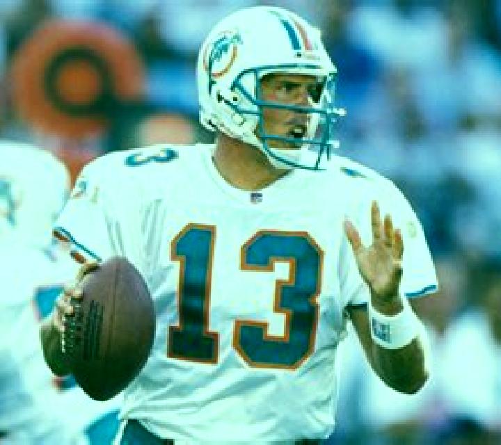 Dan Marino Perfect Pass online slot