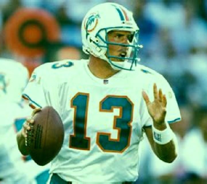 Dan Marino Perfect Pass slot