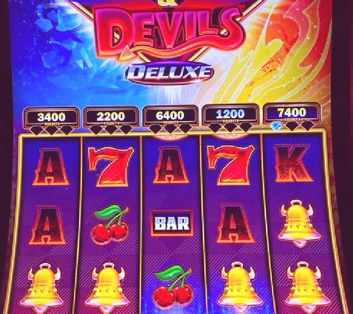 Dandy Diamonds slot machine
