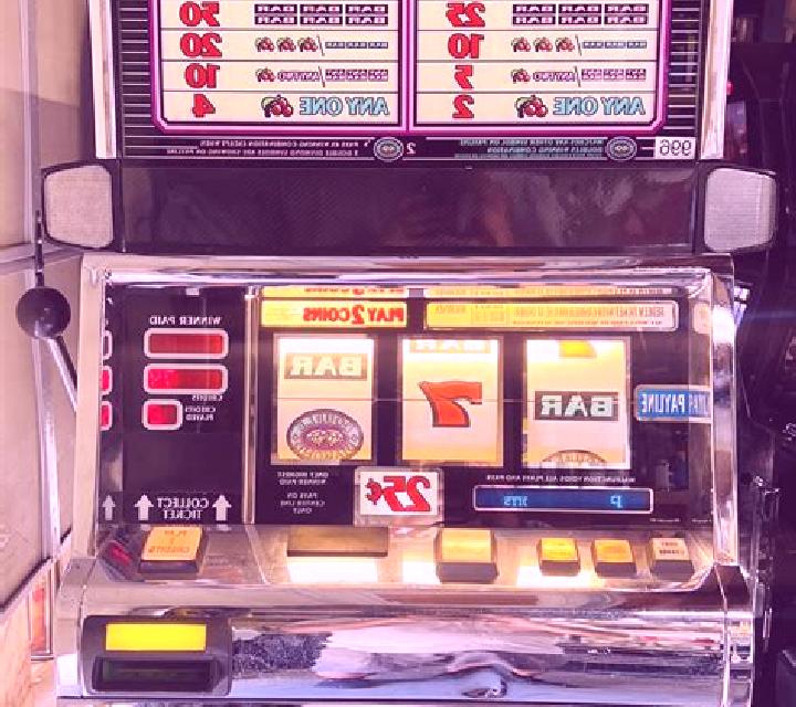 Deadly Diamond slot machine