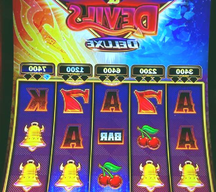 Devil s Treasures 2 slot machine