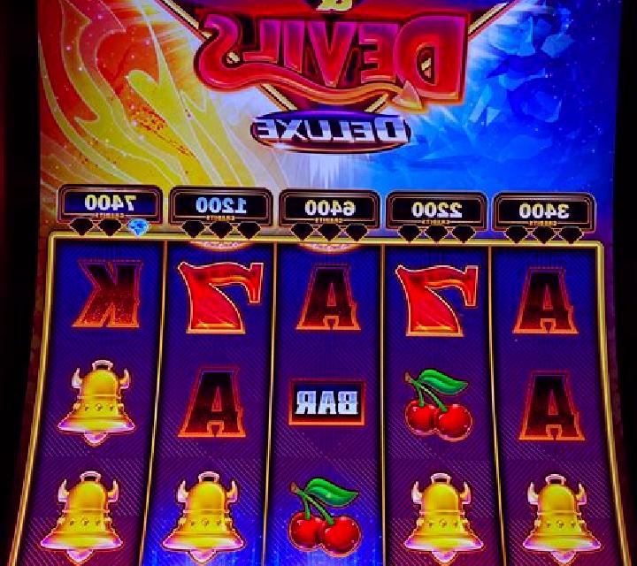 Devil s West slot machine