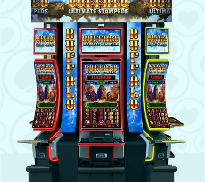 Diamond Cash: Mighty Stampede slot machine