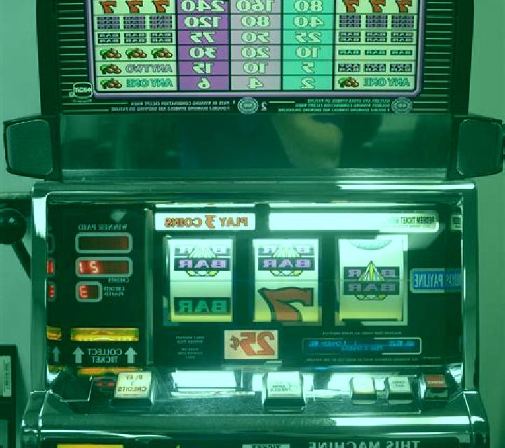Diamond Nudge slot machine