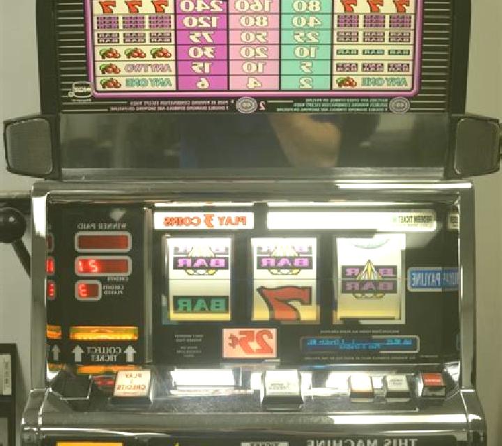 Diamond Quest slot machine