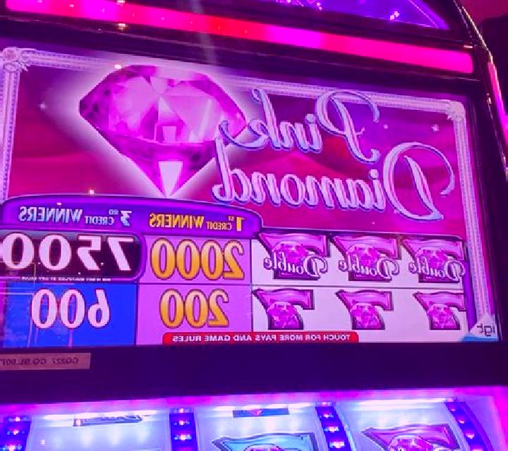 Diamond Roulette (WMG) slot machine