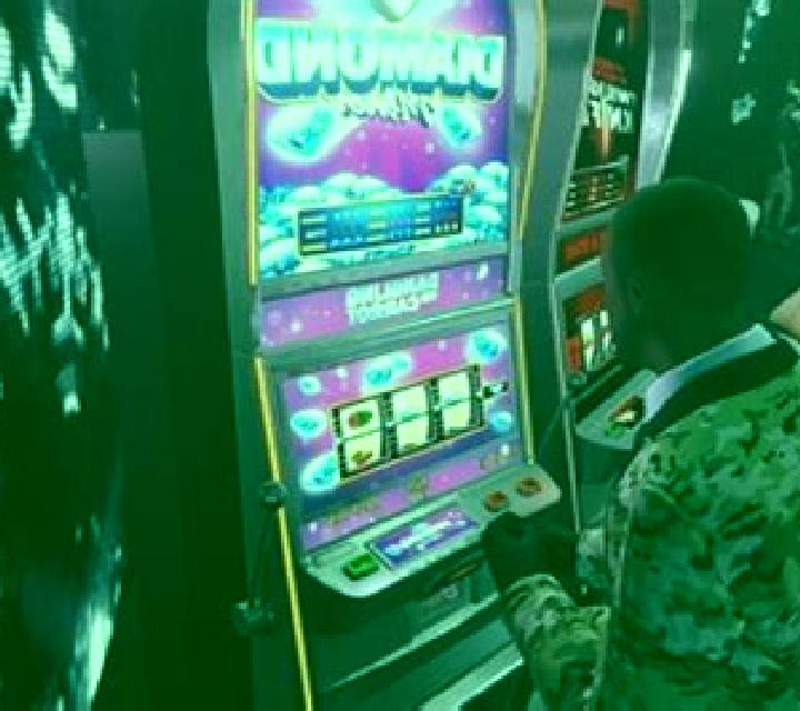 Diamond Theft slot machine