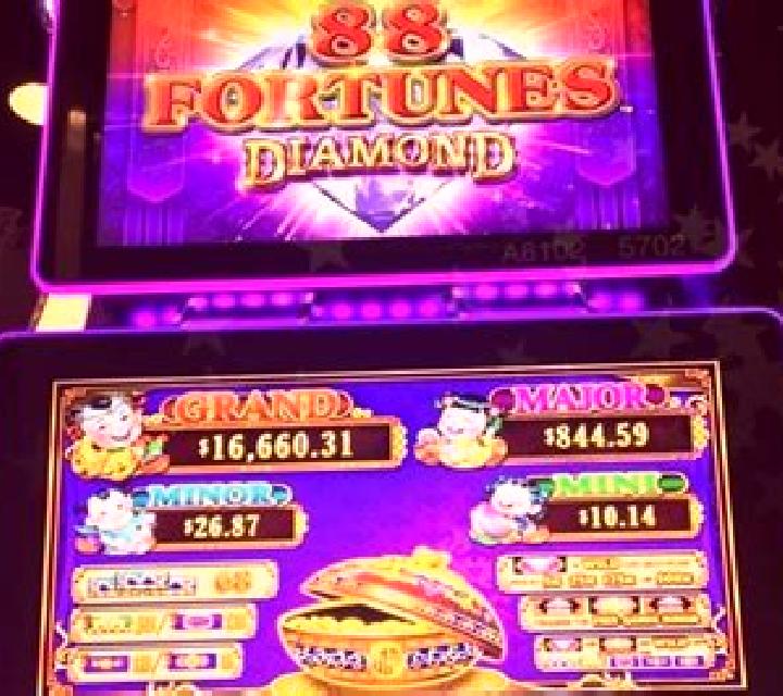 Diamonds of Fortune slot machine