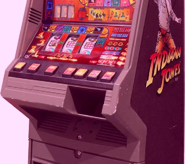Diana Jones slot machine