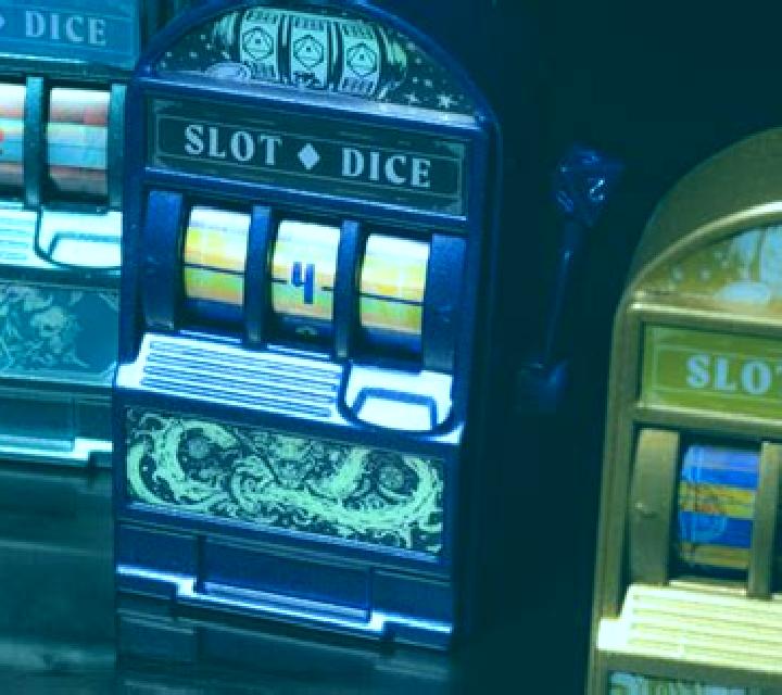 Dice Plus slot machine
