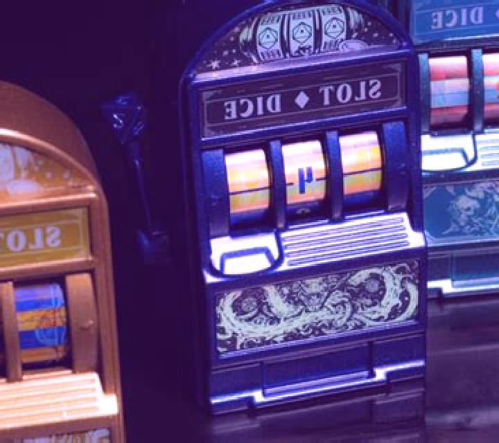 Dice Royale slot machine