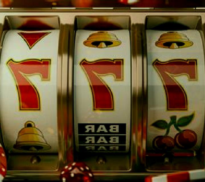 Disco Bar 7s slot machine
