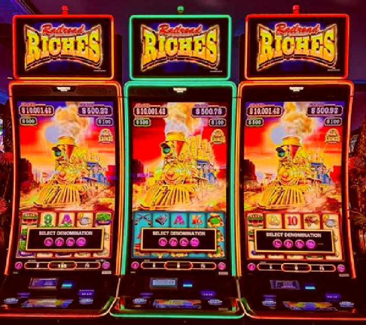 Dishes to Riches slot machine