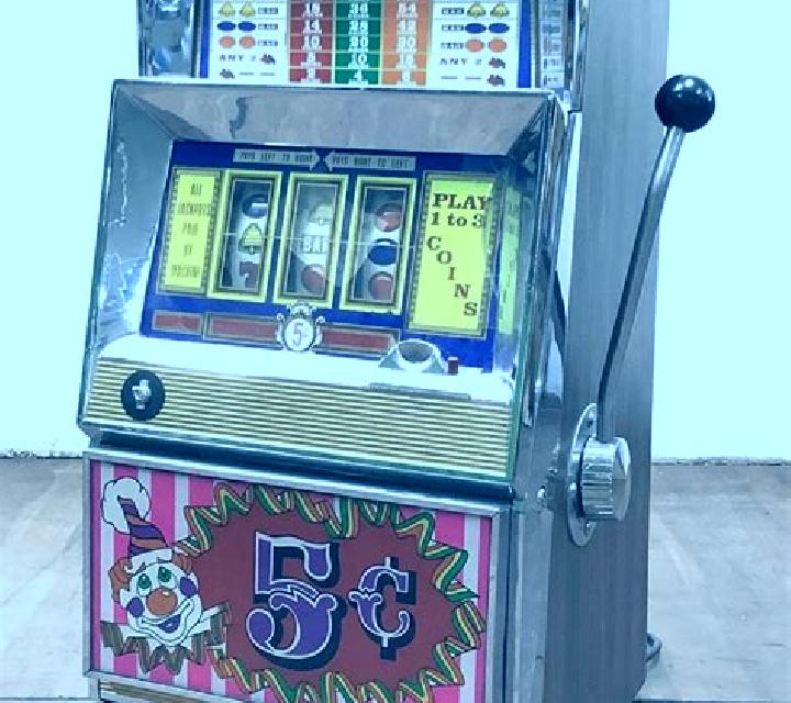 Double Crown 5 slot machine