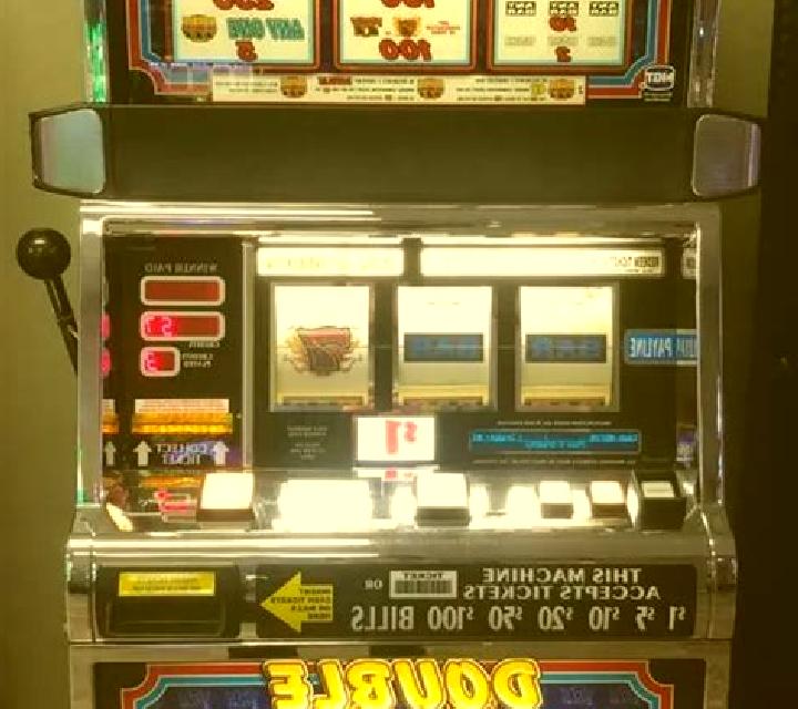 Double Fancy 7s slot machine