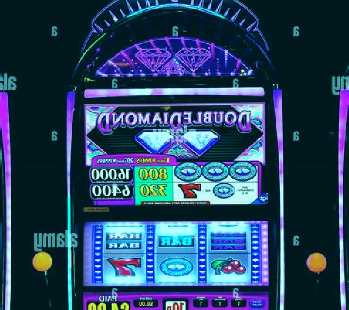 Double Header slot machine