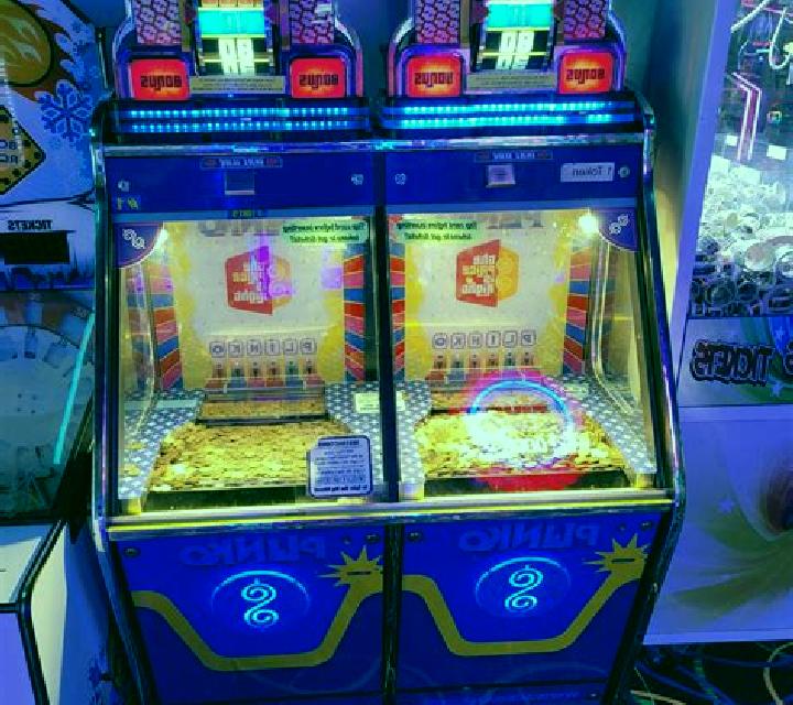 Double Pop Plinko: Goals slot machine