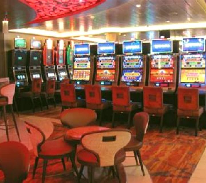 Down By The Dock slot game