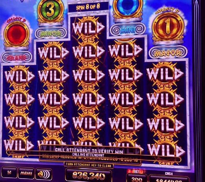 Dragon 8s online slot