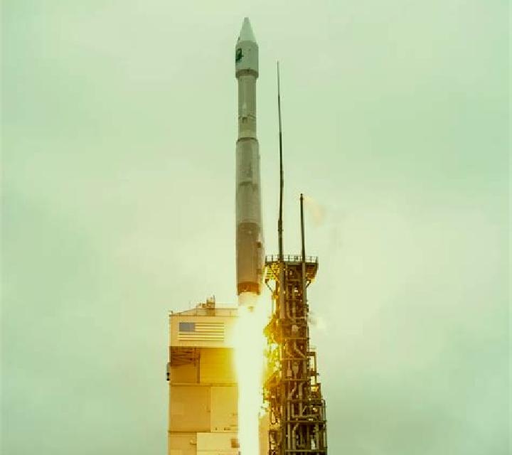 Dragon (Atlas-V) slot