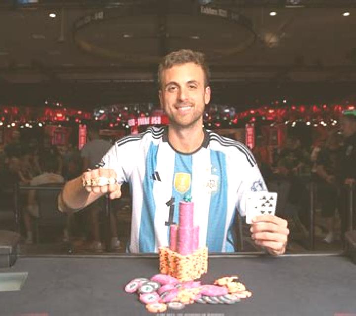 Draw Poker (R. Franco) online slot