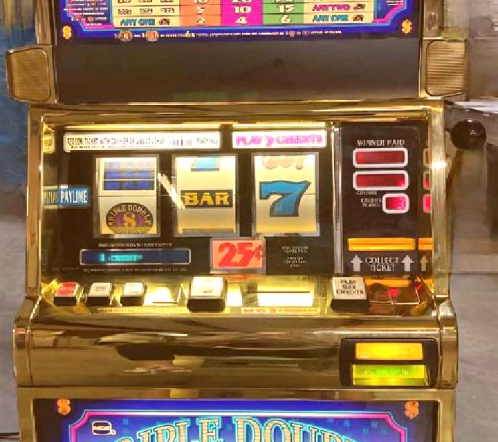 Dreams & Dollars slot machine