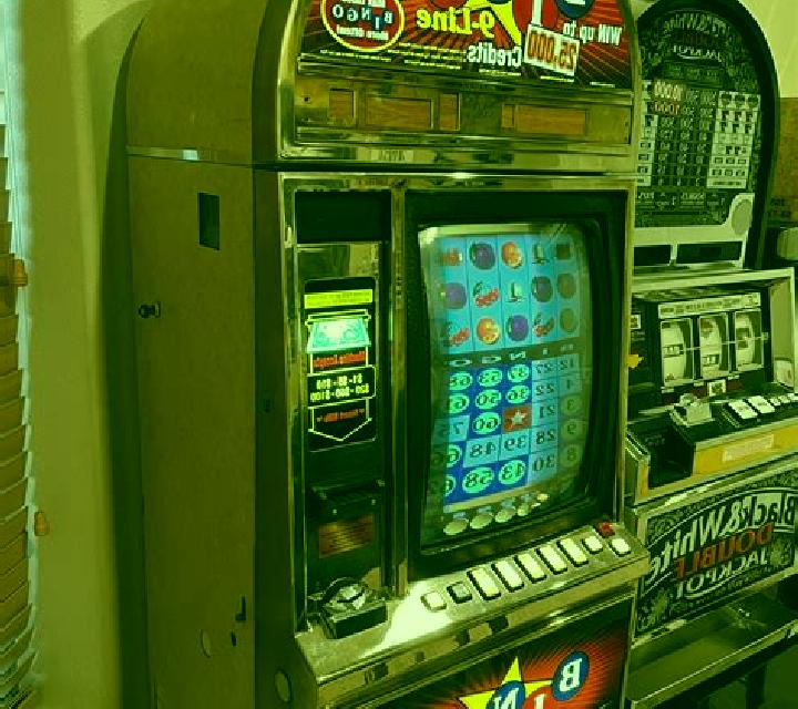 Drinko slot machine