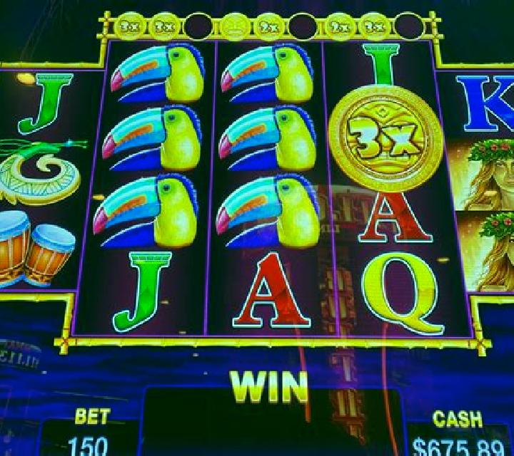 Eggs of Fortune slot machine