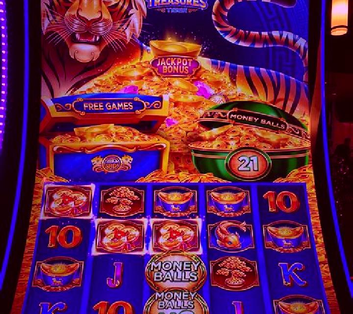 Egypts Treasure slot machine