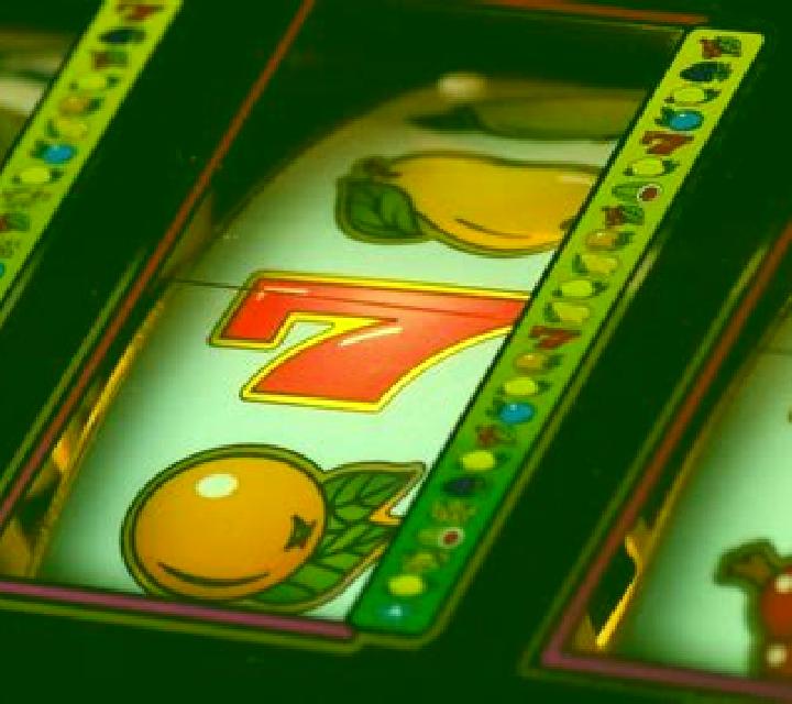 Elemental 7 slot machine