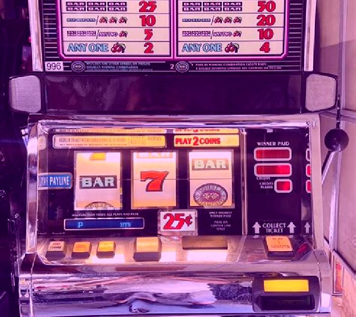 Emerald Diamond slot machine