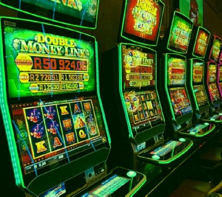 Emperor s Palace (Amusnet) slot game