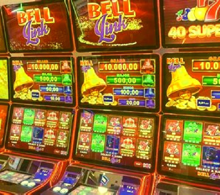 Emperor s Palace (EGT Digital) slot machine
