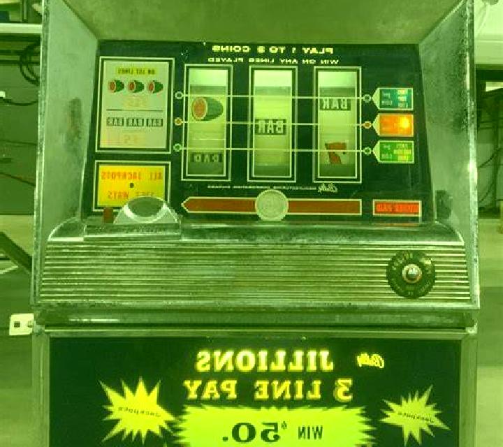 Empire Coins slot machine