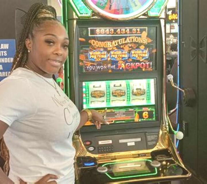 Enchantress Area slot machine