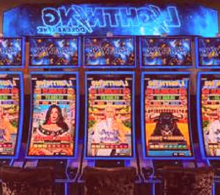 Enjoy the Lightning online slot
