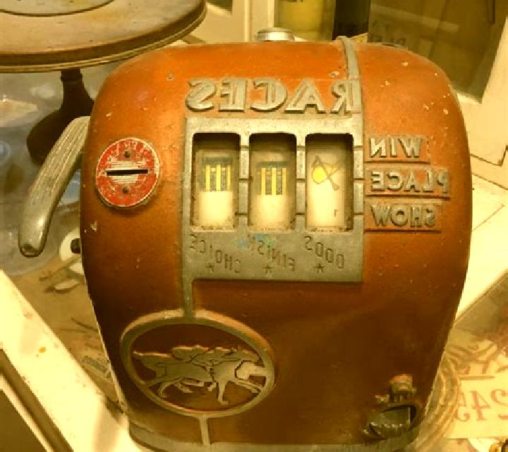 E.T. Races slot machine
