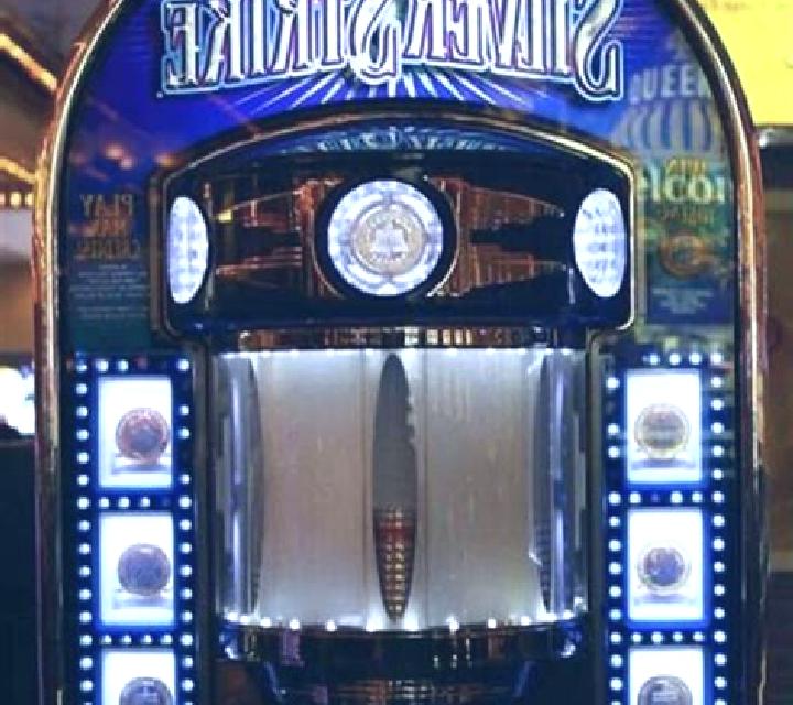 Euro Striker slot machine