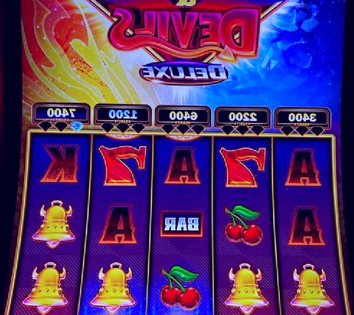 Evil Devil slot machine
